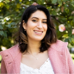 Leticia V. Garay headshot